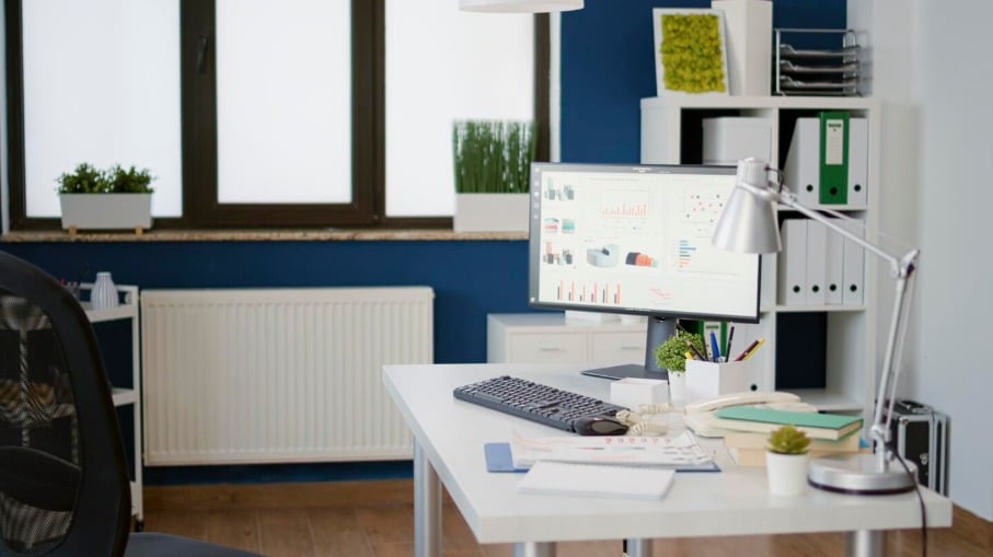 CH4B vs ActionCOACH: Which Business Coaching Support Is Right for UK SME Owners?